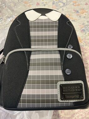 Loungefly Black & Gray Beetlejuice Suit Mini Backpack NWT Lydia